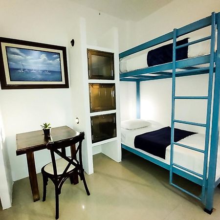 Hostal Del Mar Playa del Carmen Bagian luar foto